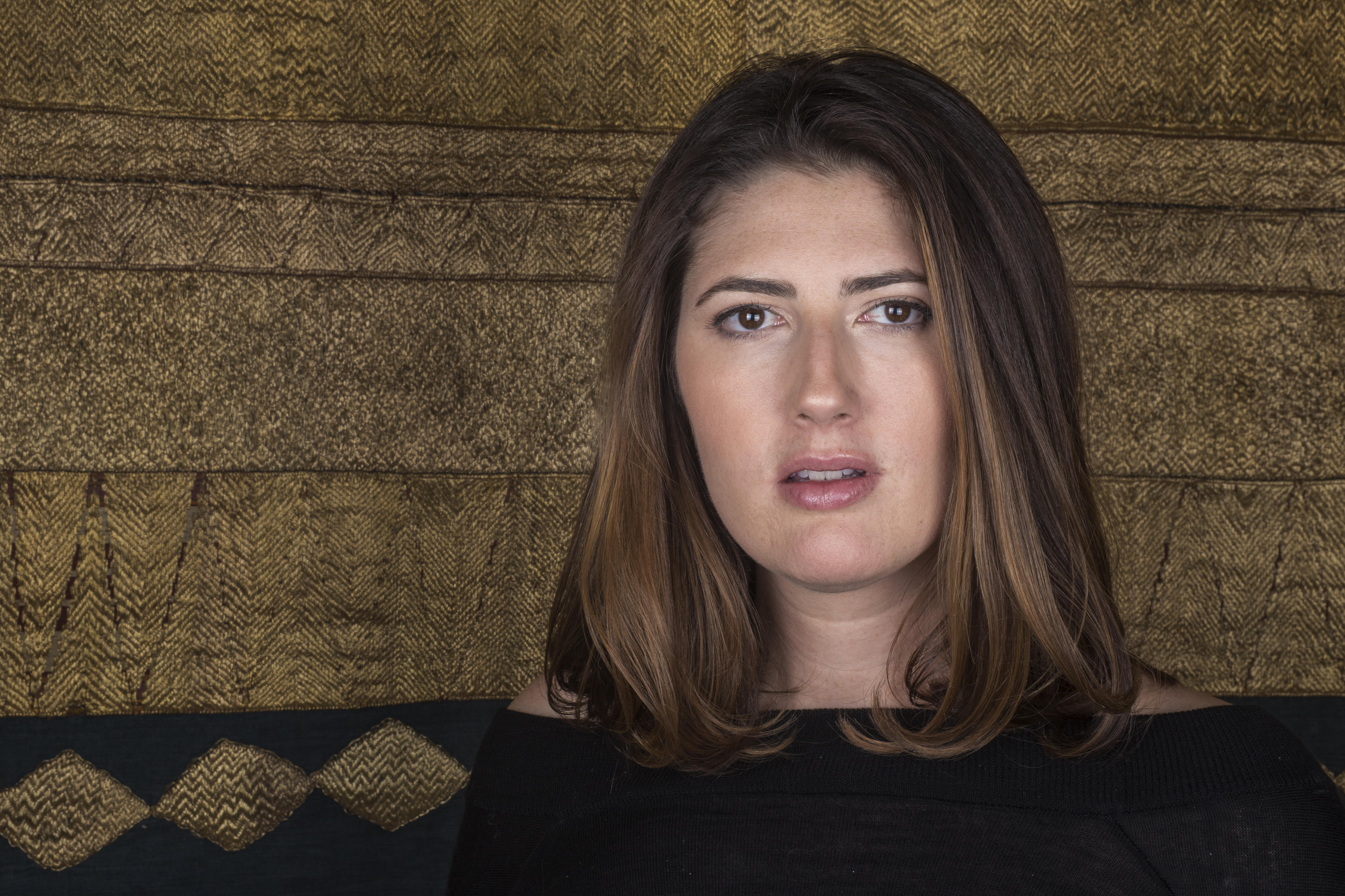 Agent Woman: Carolina Santo Domingo