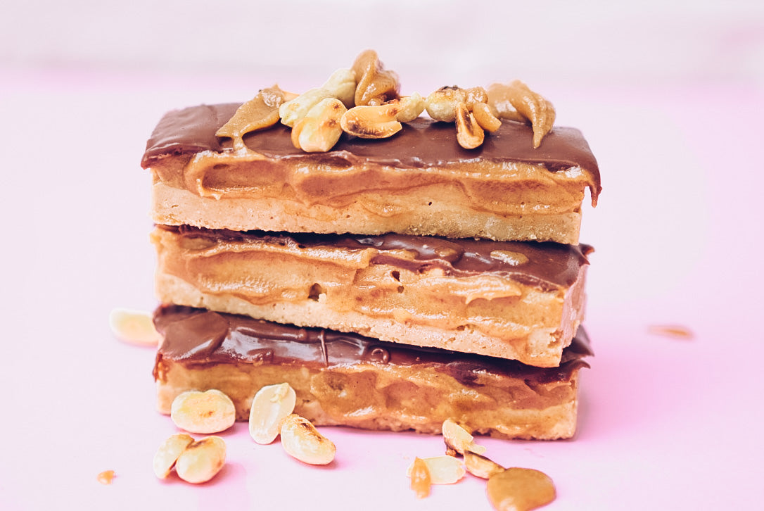 Nateur Cooking with Caroline Deisler: Raw Vegan Snickers