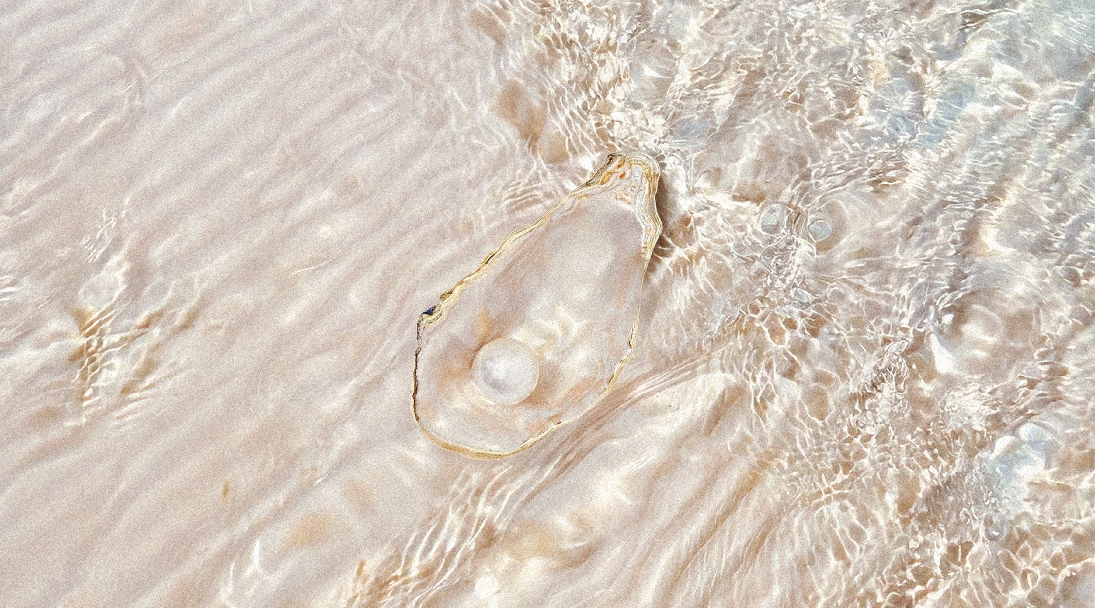 The Timeless Alchemy of Pearl: A Mineral for Inner and Outer Radiance