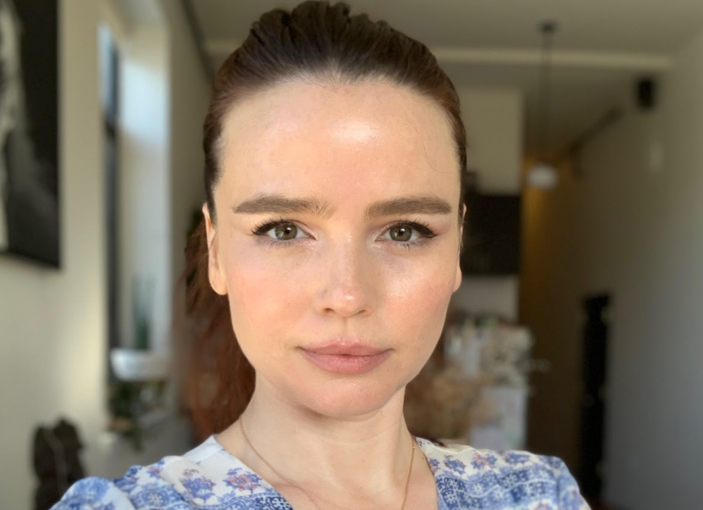Agent Woman Deborah Hanekamp