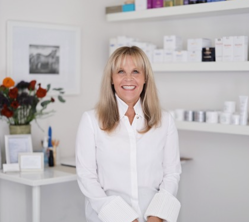 Agent Woman and esthetician to the stars: J'ai Lone