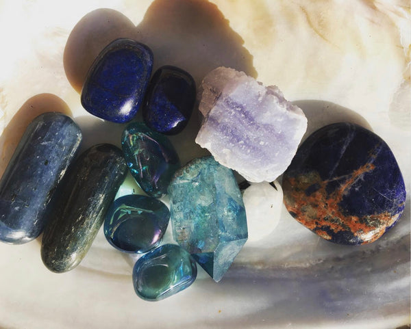 The connection between chakra blockages and emotional and physical conditions