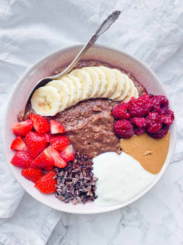 Nateur Cooking with @nourishingfoods: Chocolate Maca Oats