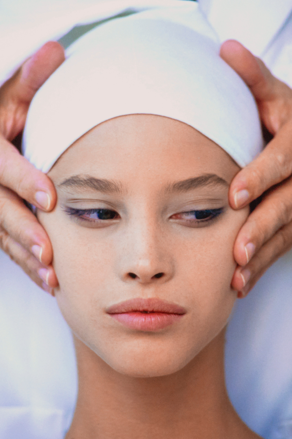 Pull the strings: RN Min Lim answers our facial threading questions and so much more