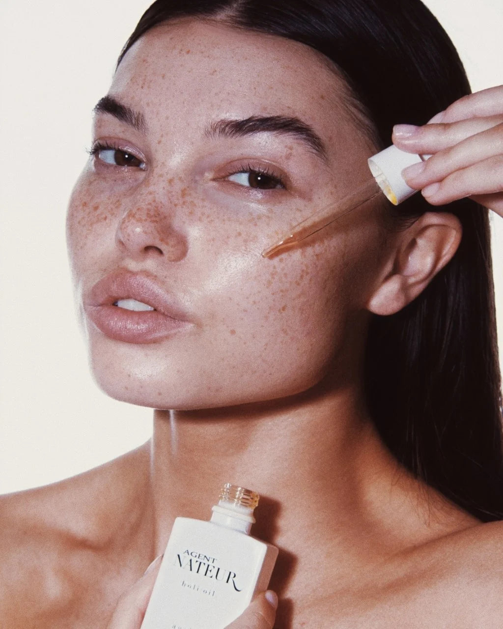 holi (oil) refining ageless face serum